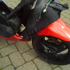 Peugeot Speedfight 2 SOLGT 