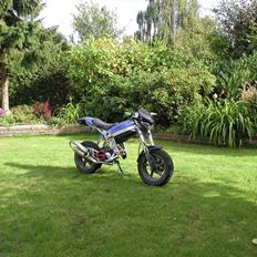 Suzuki Street Magic Solgt