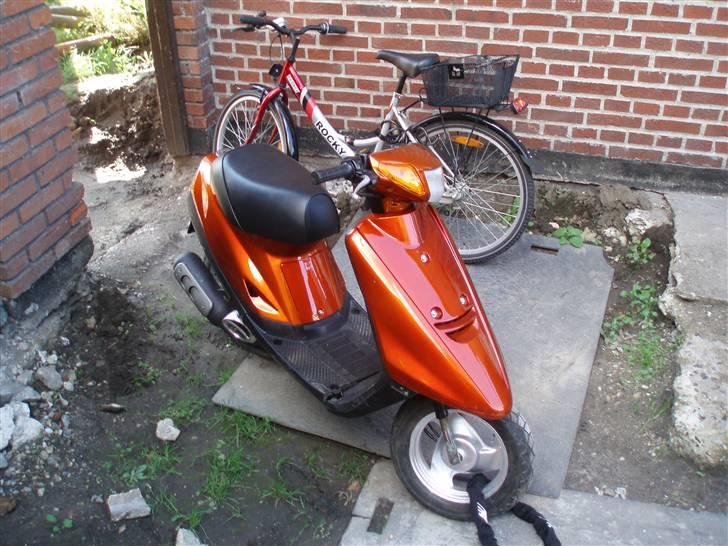 Yamaha jog as (død) billede 6