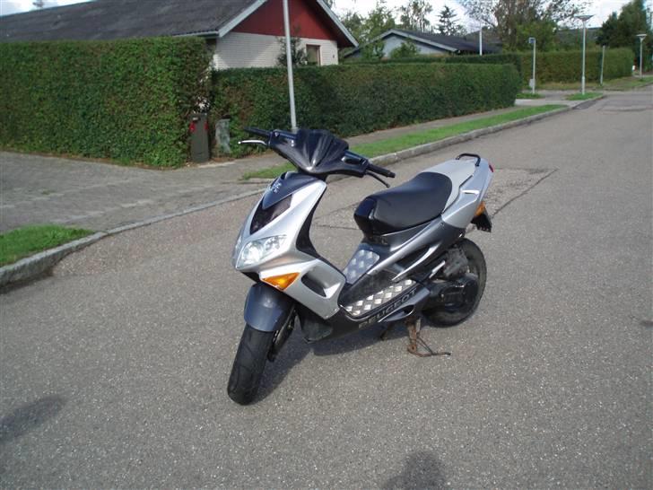 Peugeot Speedfight2 Bytte-stalker billede 3