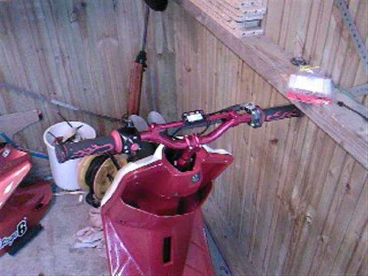 Yamaha jog S6r (Solgt) billede 3