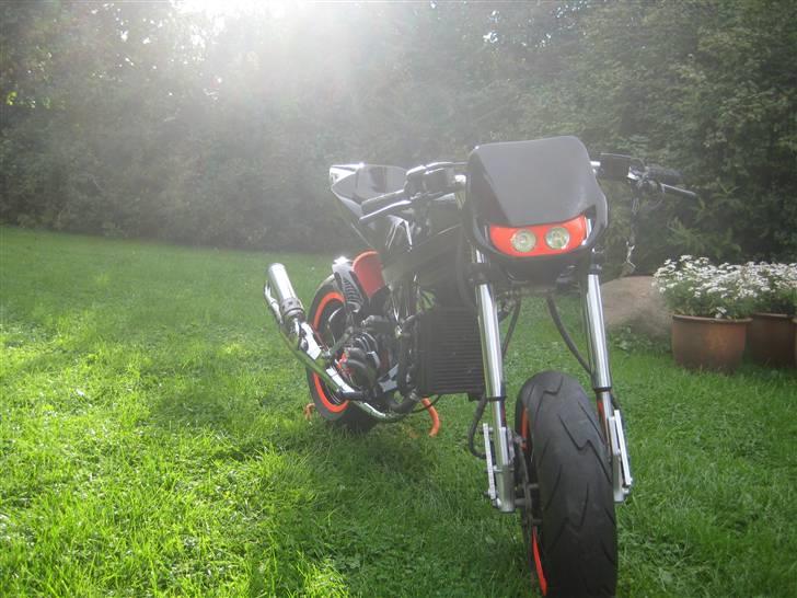 Suzuki  Street Magic  LC  SOLGT billede 2