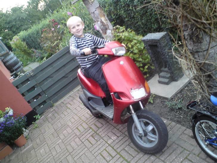 Piaggio Zip "Under ombygning" - lil´ brow .. billede 5