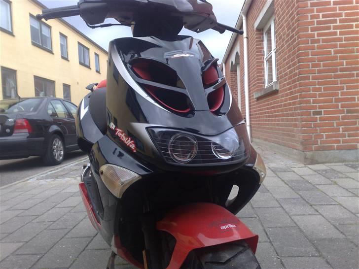 Aprilia sr 50  - står rigtigt flot billede 1