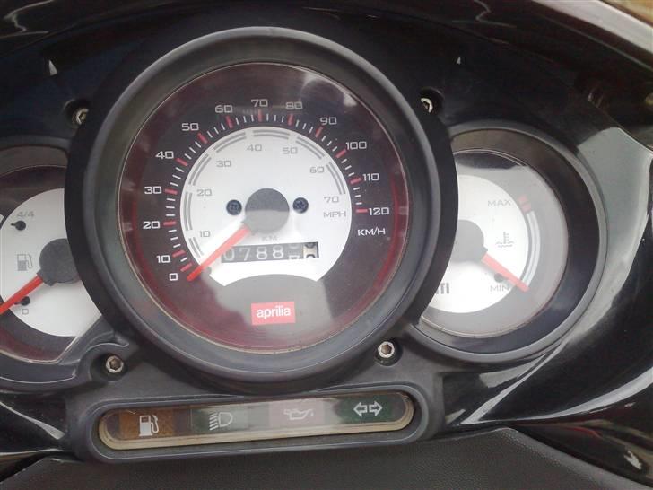 Aprilia sr 50  - det var ikke meget. billede 2