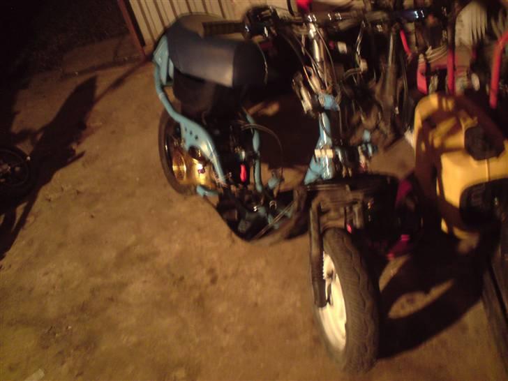 Yamaha jog Solgt billede 2