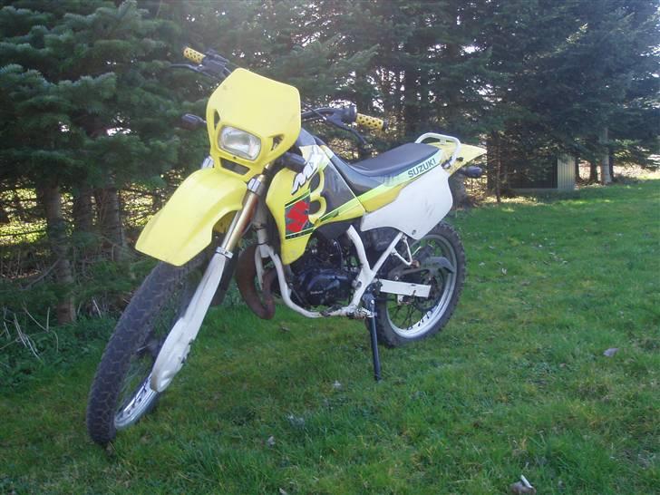 Suzuki RMX (SOLGT) billede 2