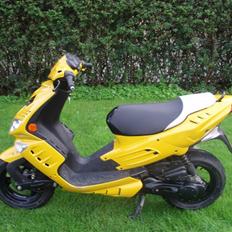 Peugeot speedfight 2