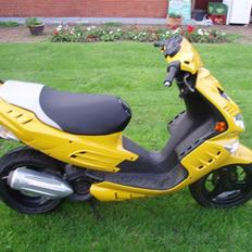 Peugeot speedfight 2