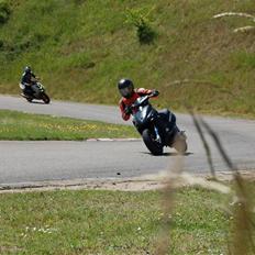 Yamaha Jog R | Black Demon