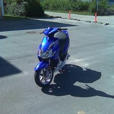 Yamaha Jog R - BYTTET MED SONIC