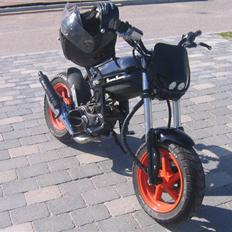 Suzuki Street Magic - solgt