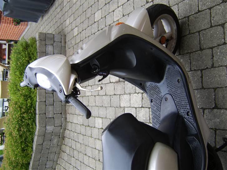 Yamaha neos Solgt billede 2