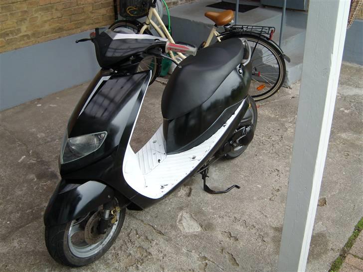 Suzuki Estilete Solgt billede 7