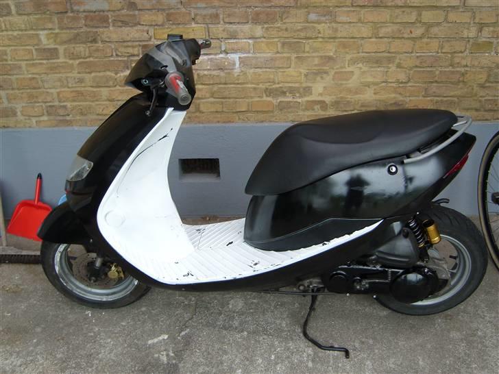 Suzuki Estilete Solgt billede 18