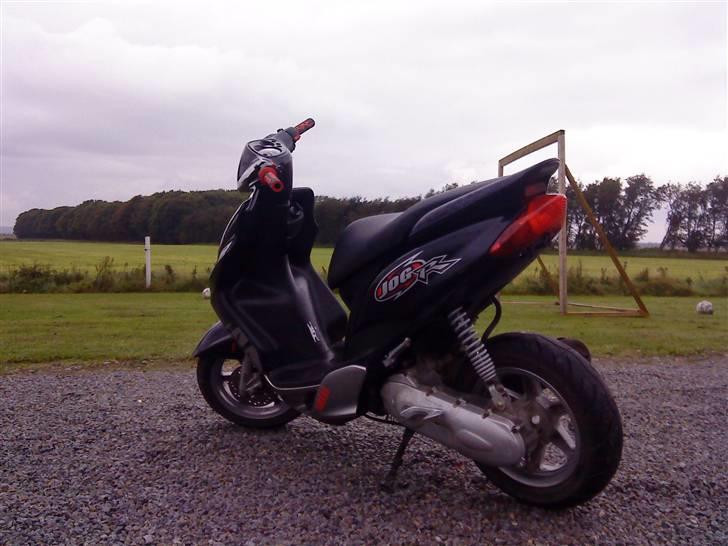 Yamaha jog R << solgt >> billede 2