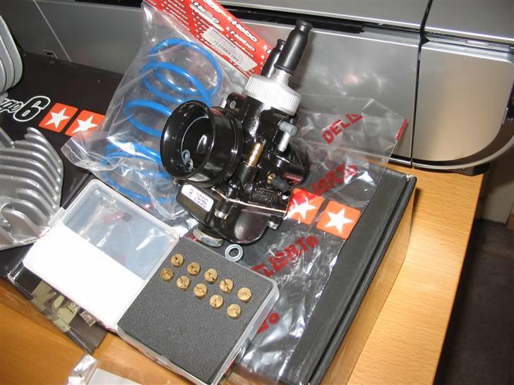 Suzuki FZ50 / Sonic - De nye stumper der skal på...venter dog stadig på nardo´en... billede 11