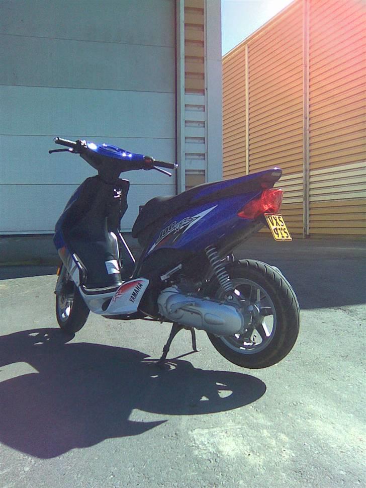 Yamaha Jog R - BYTTET MED SONIC - Læg mærke til den modificerede bagskærm :D billede 5
