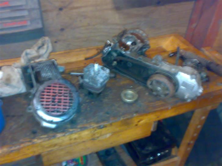 Honda Melody Molly V - Solgt - igang med at renovere, småtune og indstille motoren :D billede 9