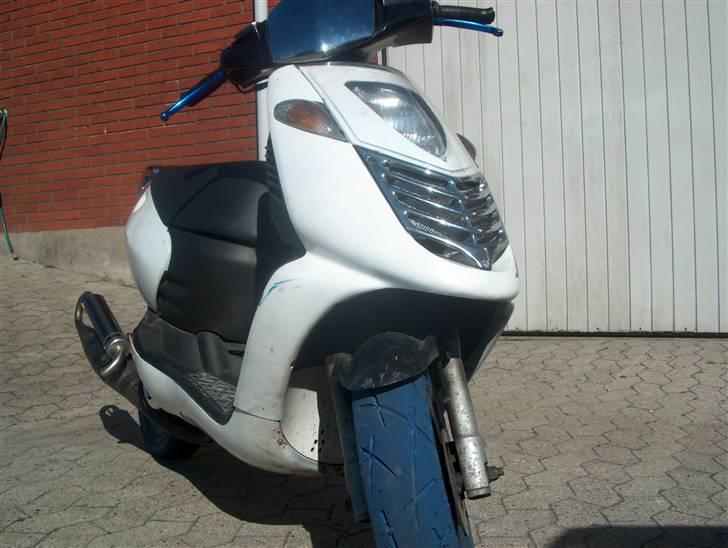 Aprilia Sonic **Matt Sort nu** *S billede 7