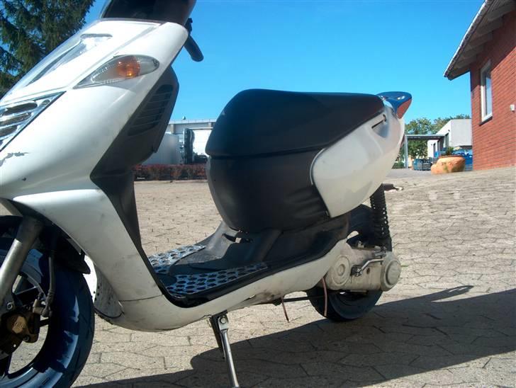 Aprilia Sonic **Matt Sort nu** *S billede 9