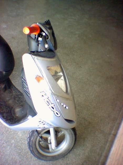 Aprilia sonic (solgt) - sonic så køre det for dig hehe billede 2