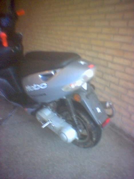 Aprilia sonic (solgt) - har fået sat klar glas i  billede 5