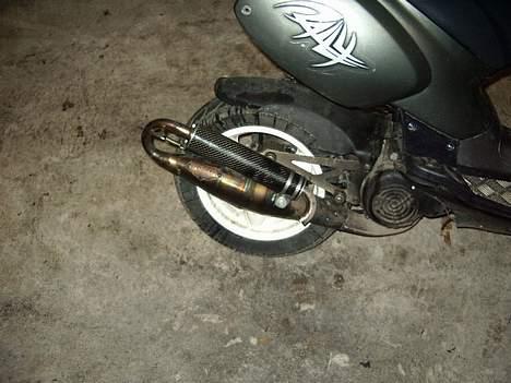 Aprilia rally solgt billede 2