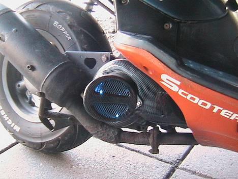 Aprilia RallY ((Sælges) - Forfra..  billede 7