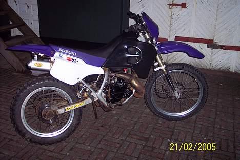 Suzuki rmx  Solgt!!!! - har fået to nye cross dæk på som er godkent til 190 km/t. billede 7
