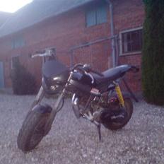 Suzuki street magic • BYTTET •