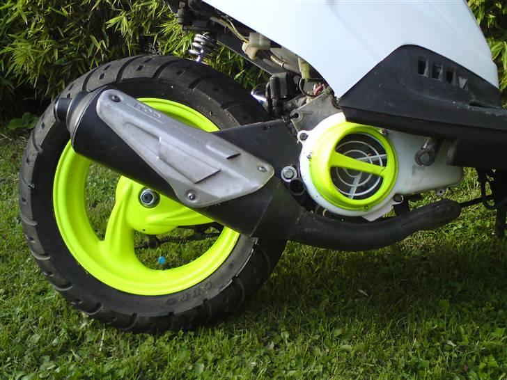 PGO hot 50 neon grøn.  SOLGT billede 11