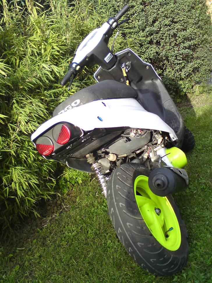 PGO hot 50 neon grøn.  SOLGT billede 13