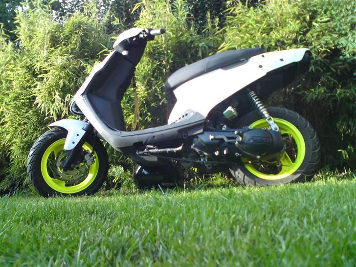 PGO hot 50 neon grøn.  SOLGT billede 15