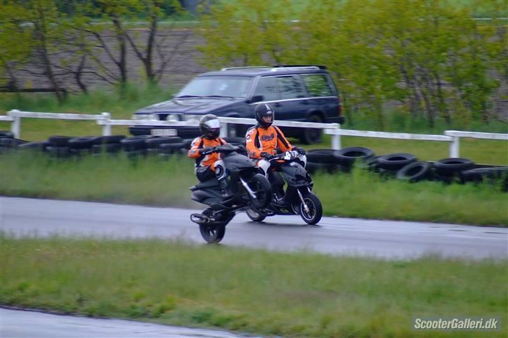 Yamaha Jog R | Black Demon billede 8