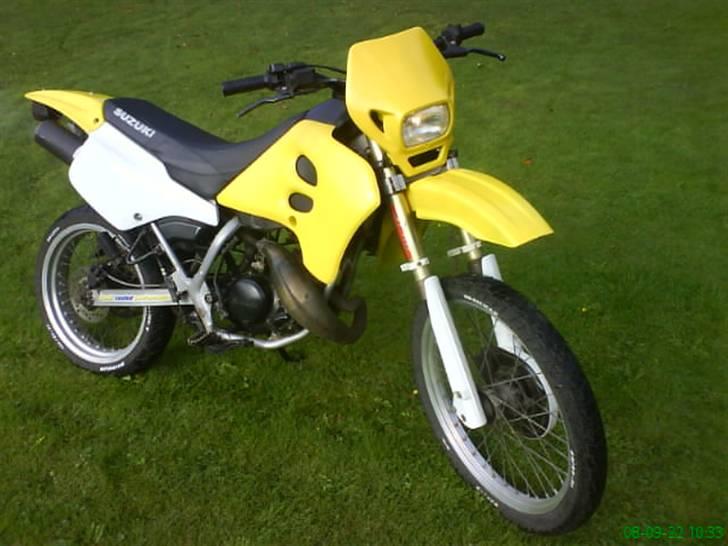Suzuki rmx (SOLGT) billede 1