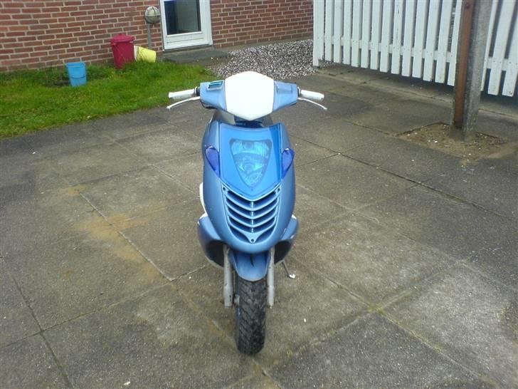 Aprilia Sonic billede 2