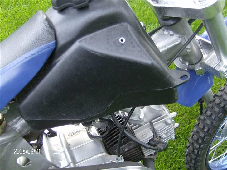 MiniBike crosser (kina) 125cc - sådan ser den ud uden tankskjolde billede 5