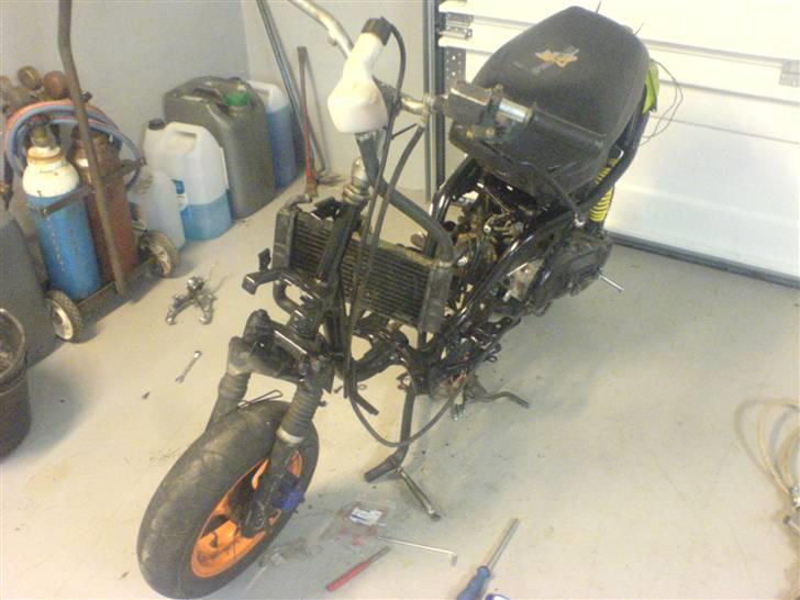 Yamaha Jog/491 LC DD (Solgt) - så blev min 491 blok sat på jog stellet. billede 2