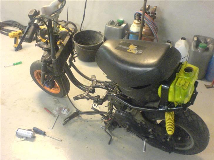 Yamaha Jog/491 LC DD (Solgt) - så blev min 491 blok sat på jog stellet. billede 3