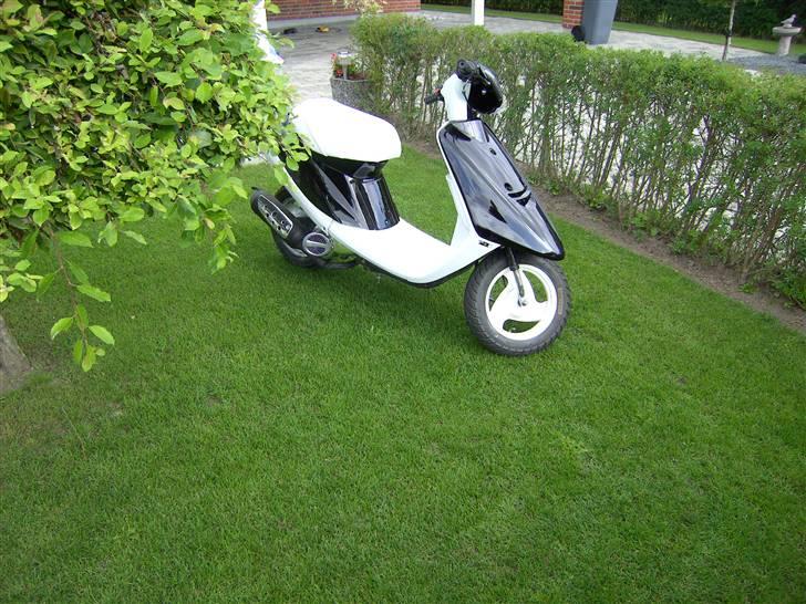 Yamaha jog SOLGT ! billede 5