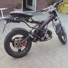 Sachs MadAss TIL SALG