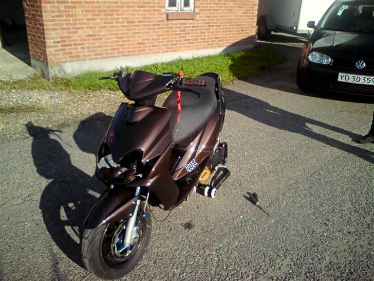 Yamaha Jog RR . Red Top.. billede 2