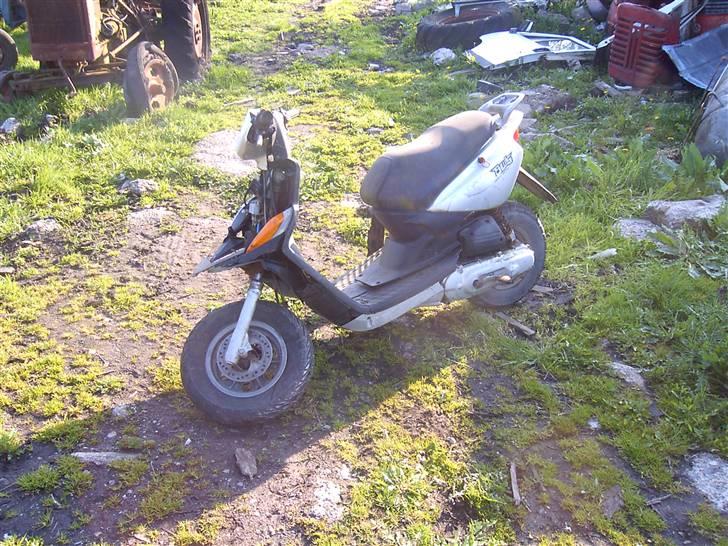 Yamaha bws ng,solgt d 7-9 , årg - lige da den kom hjem billede 2