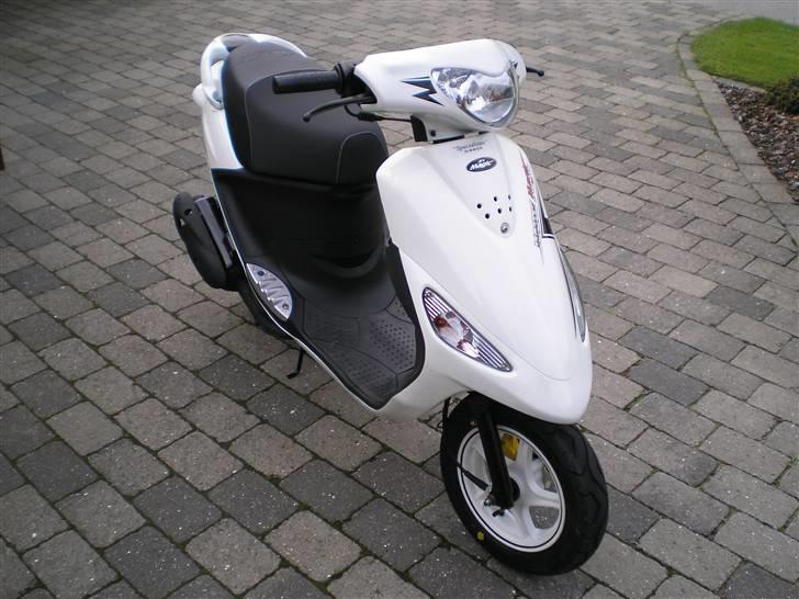 PGO White Magic SOLGT! billede 2