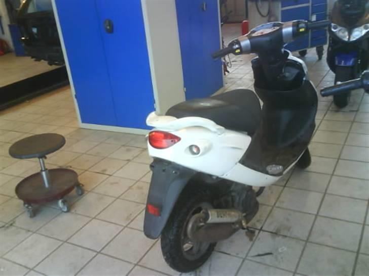 PGO Blac magic SOLGT billede 3