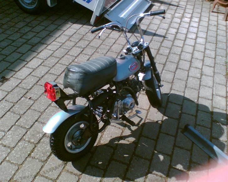 Honda z50a ''Mini trail'' billede 2
