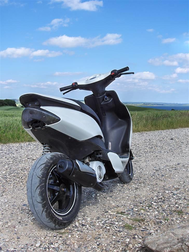 Yamaha jog r solgt billede 2