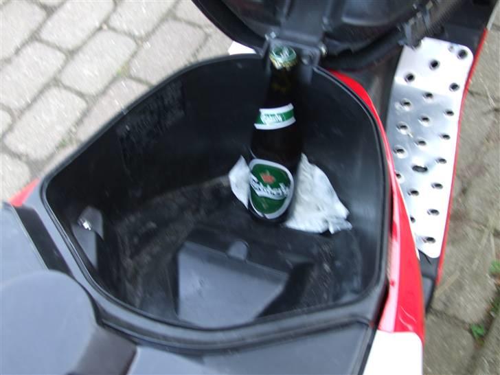 Peugeot Speedfight 2 Iron-x - Har fået Anlæg under sædet. Billedet kommer snart!!! billede 5