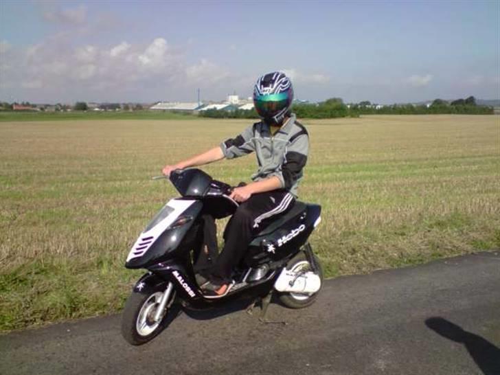 Aprilia sonic SOLGT billede 2